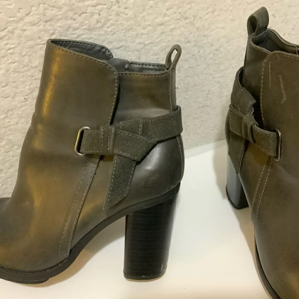 A+ Ellen Ankle Women Booties Grey